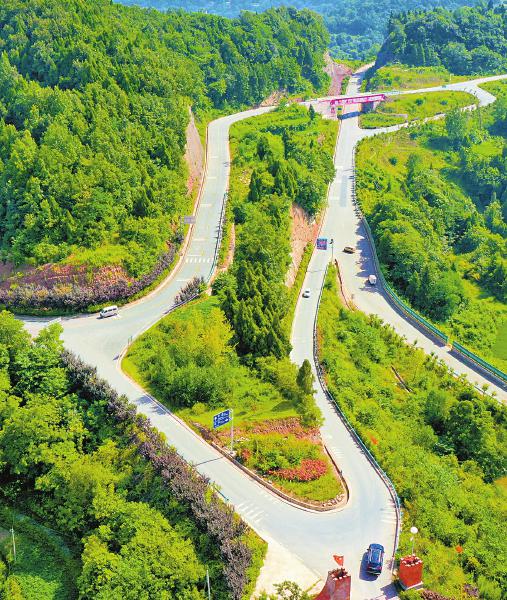 路“暢”天地闊 巴中蹚出因地制宜精準(zhǔn)脫貧之路（三）